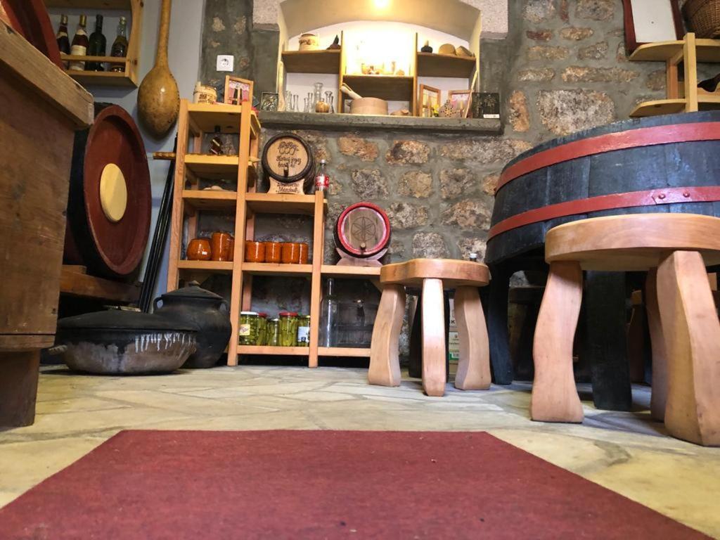 Seoski Turizam Melovic Rozanstvo Exterior foto